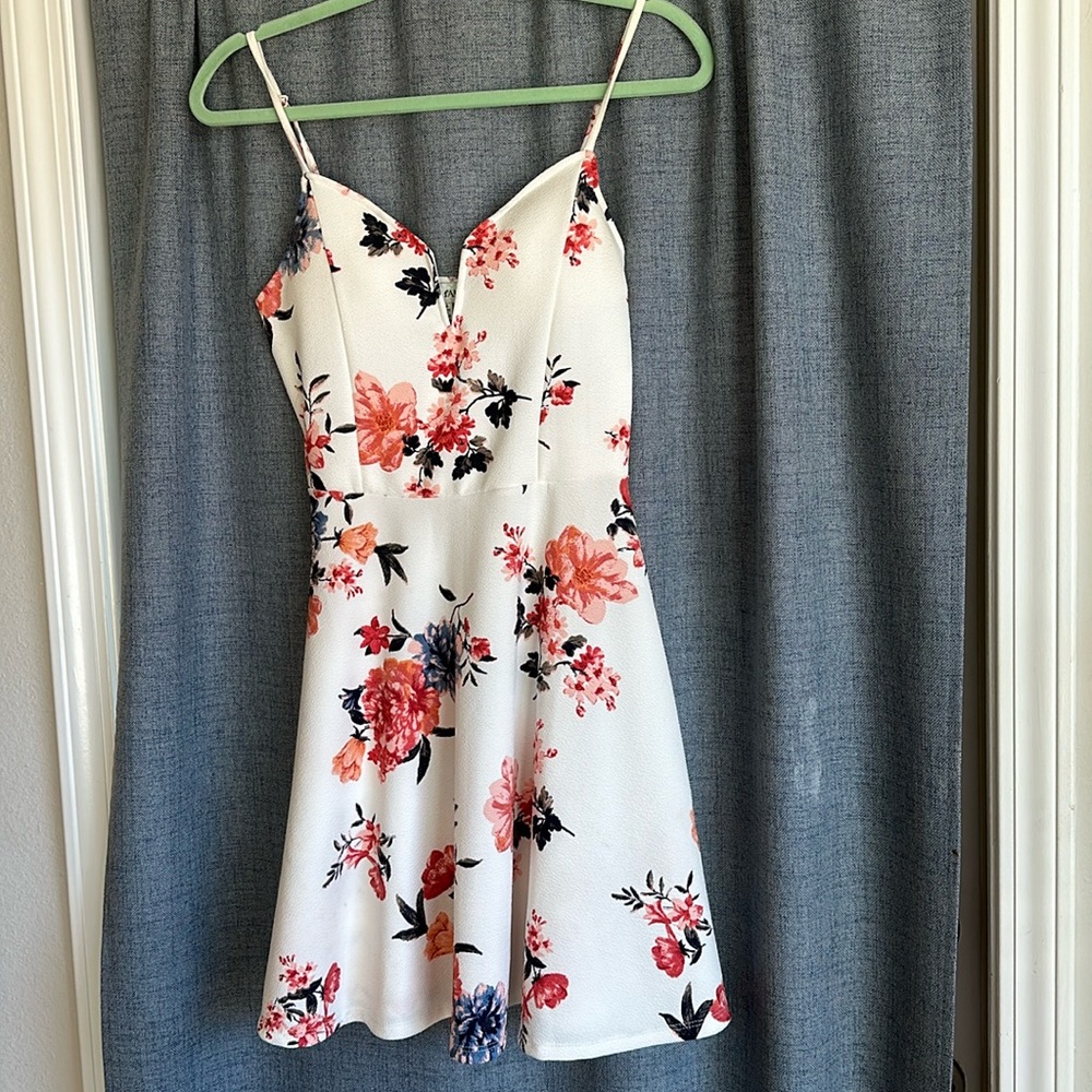 Spaghetti strap floral dress